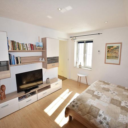 Peaceful Apartment In Ostseebad Boltenhagen With Terrace Exterior photo